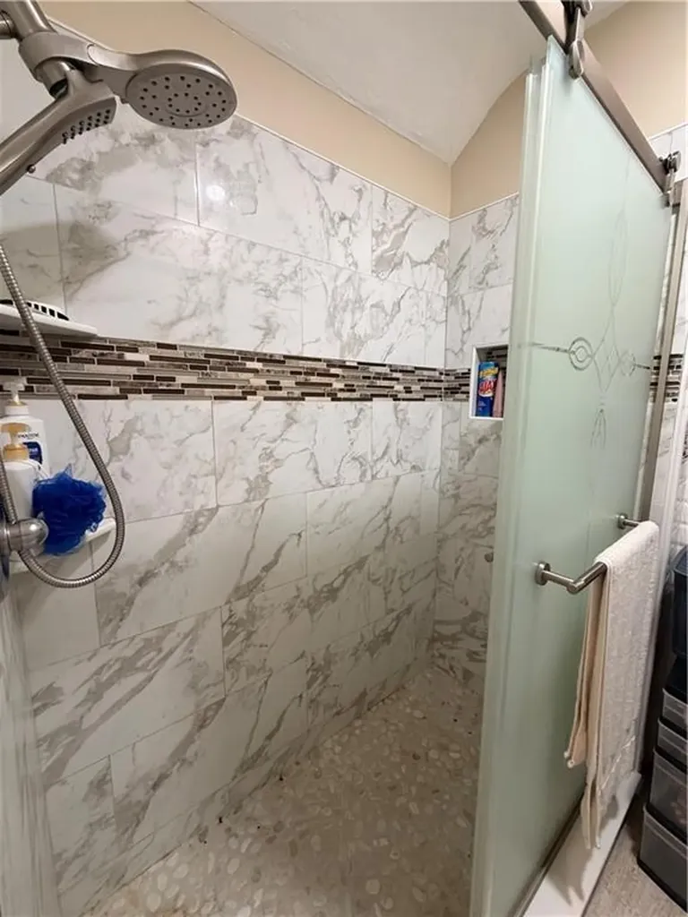 58 Surf Avenue Warwick RI 02889