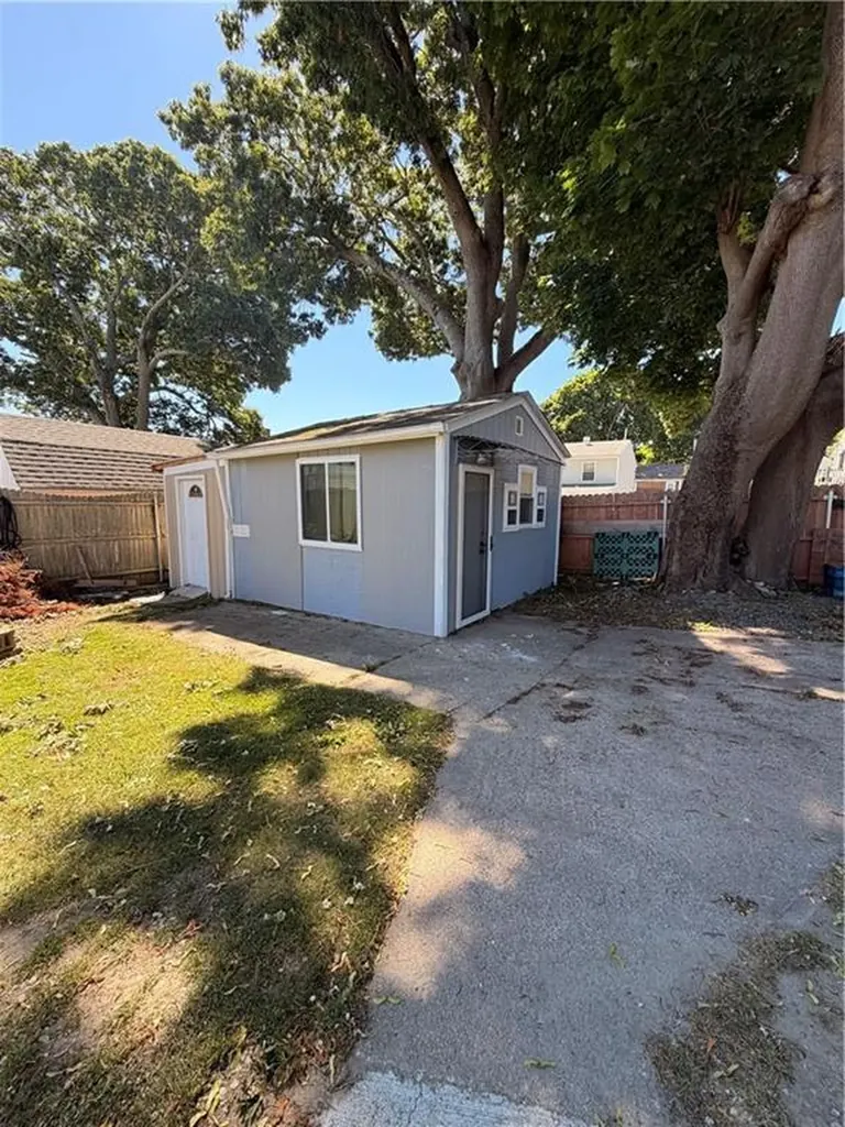 58 Surf Avenue Warwick RI 02889