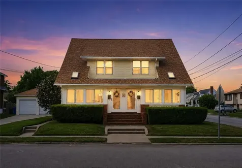 113 115 Beckwith Street Cranston RI 02910