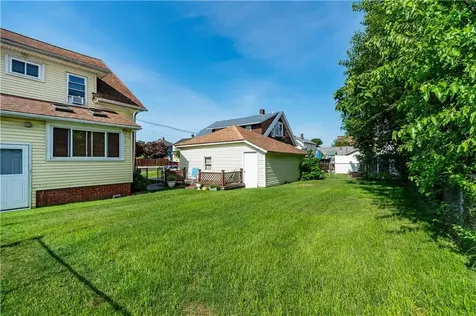 113 115 Beckwith Street Cranston RI 02910