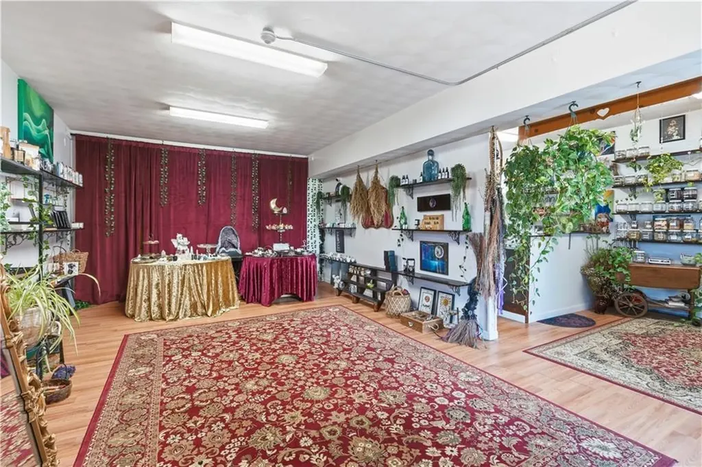 620 Killingly Street Johnston RI 02919