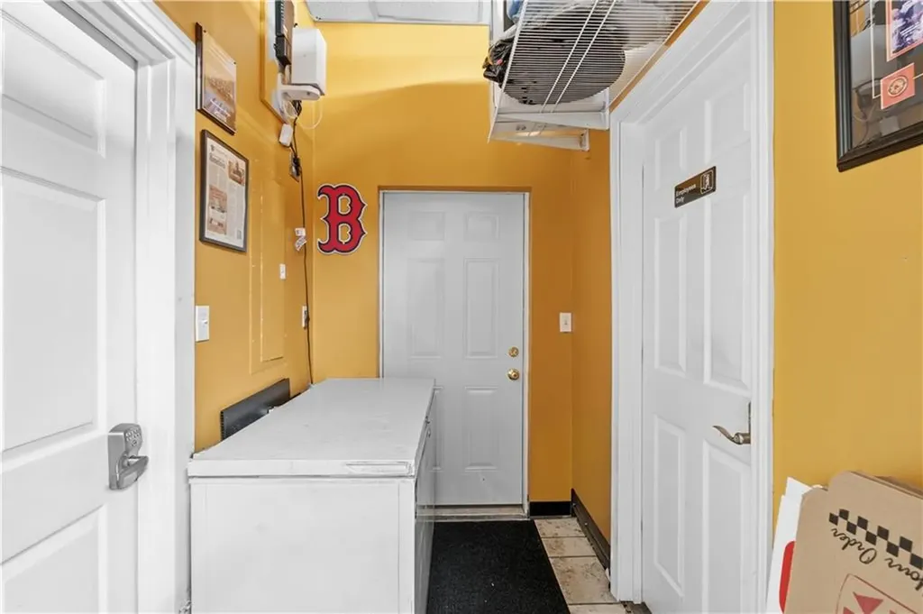 620 Killingly Street Johnston RI 02919