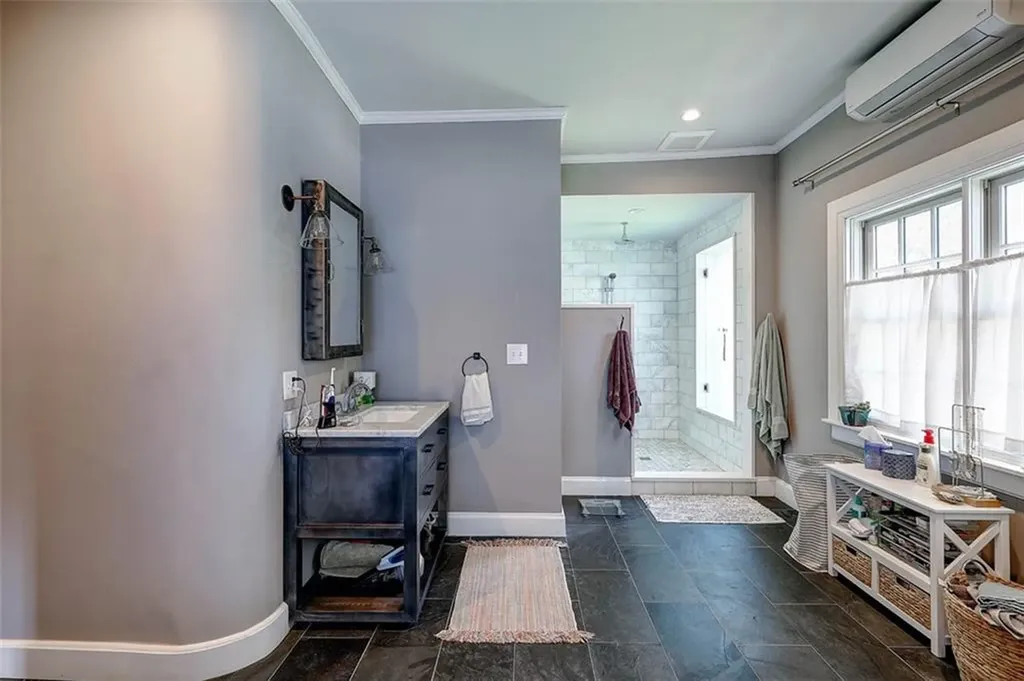 85 Congdon Street Providence RI 02906