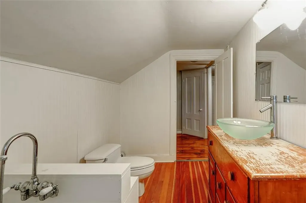 85 Congdon Street Providence RI 02906