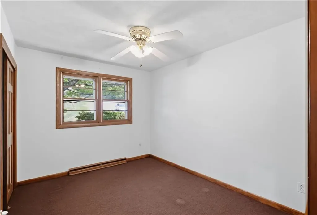 251 Madeleine Avenue Woonsocket RI 02895