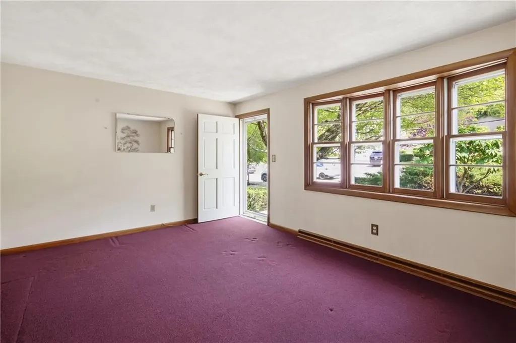 251 Madeleine Avenue Woonsocket RI 02895