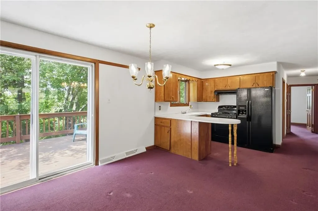 251 Madeleine Avenue Woonsocket RI 02895
