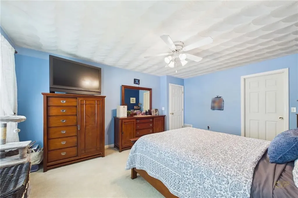 152 Concord Avenue Cranston RI 02910