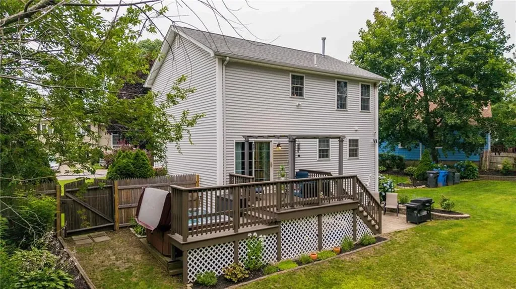 152 Concord Avenue Cranston RI 02910