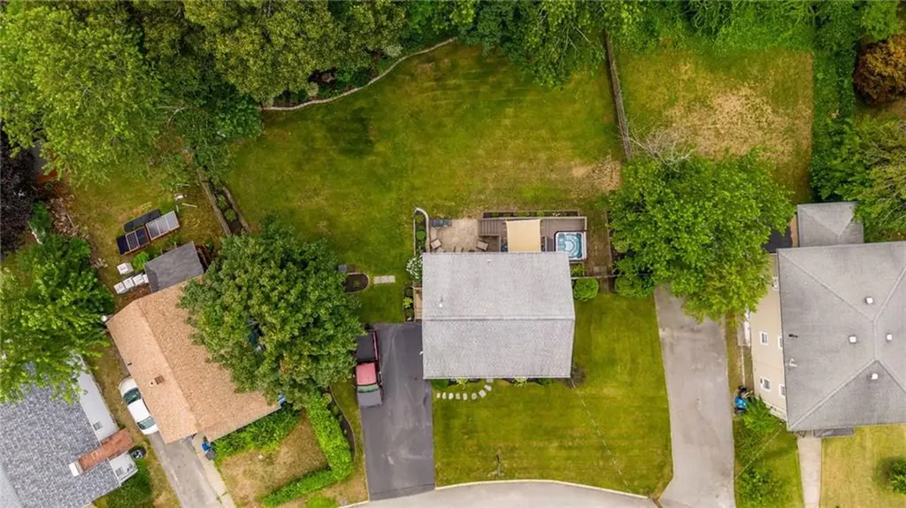 152 Concord Avenue Cranston RI 02910