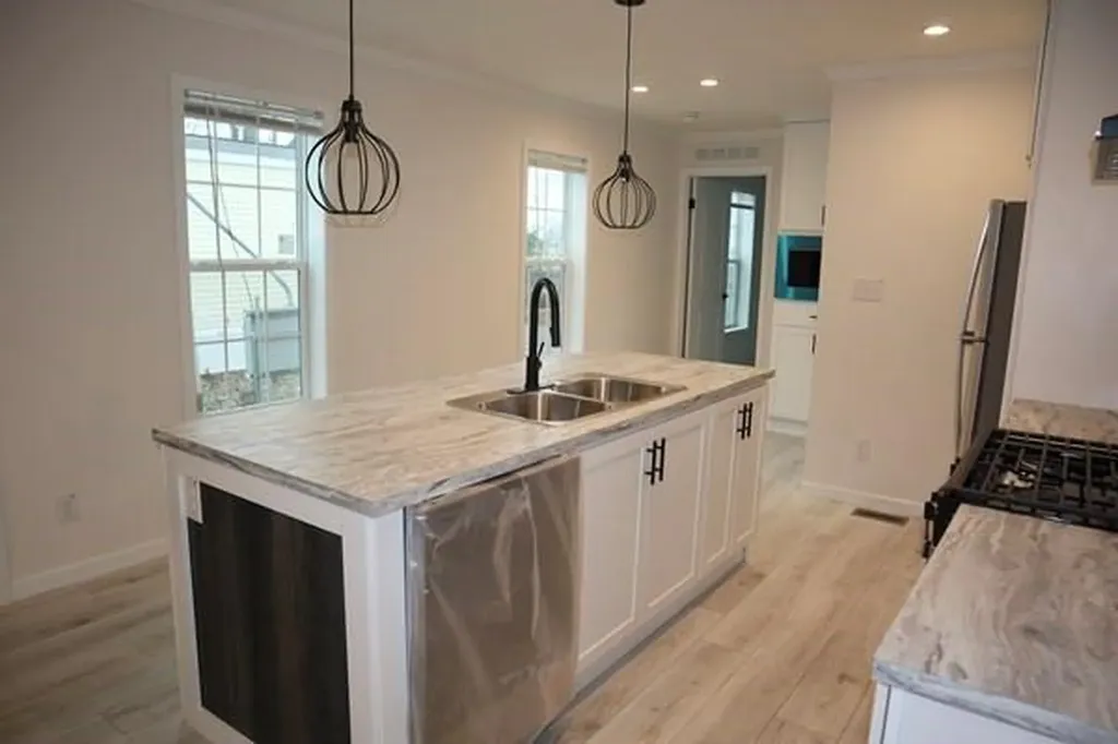 1346 B22 Newport Avenue Attleboro MA 02703