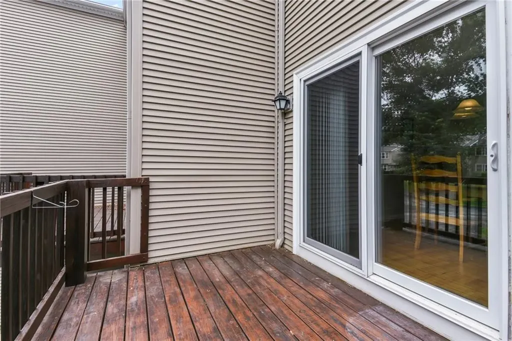 351 New London Avenue Warwick RI 02886