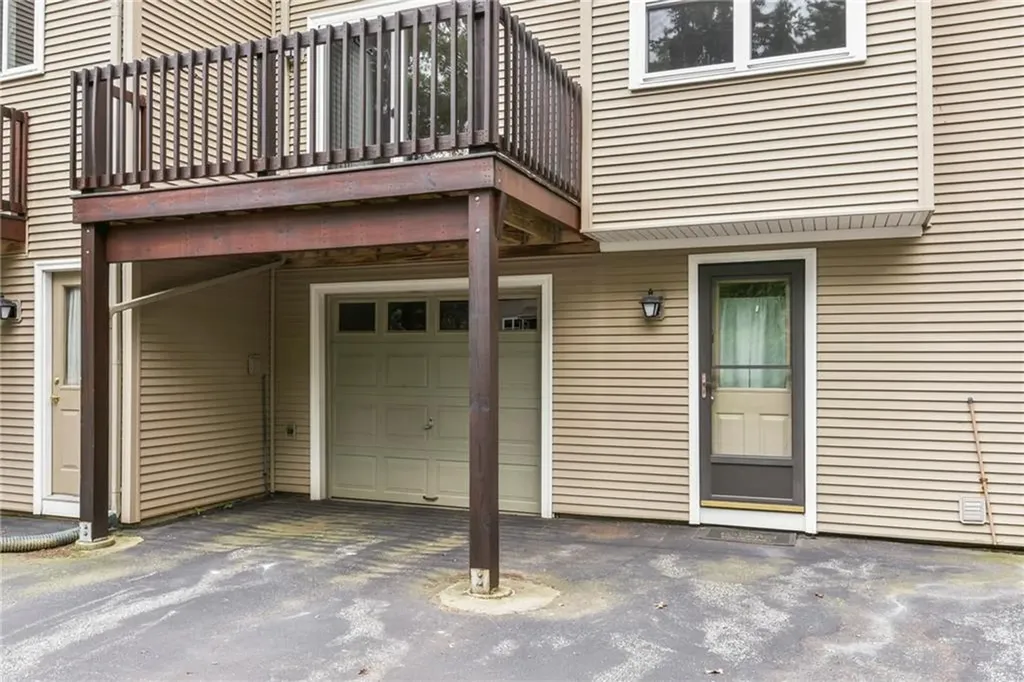351 New London Avenue Warwick RI 02886
