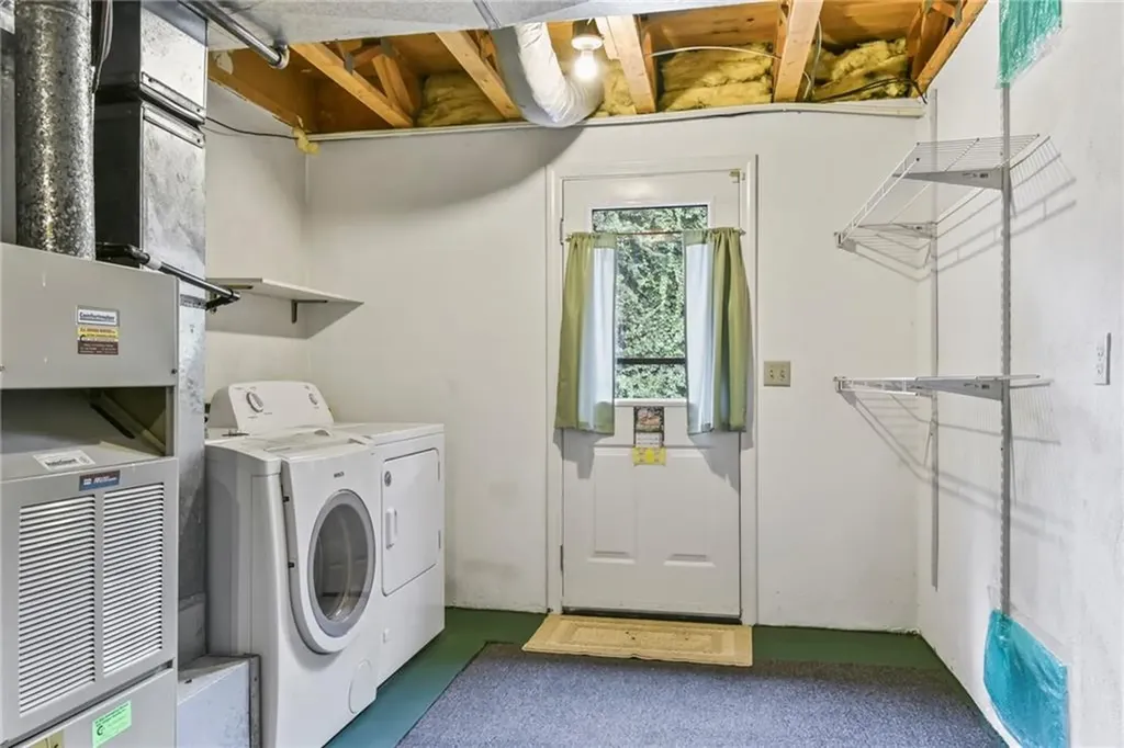 351 New London Avenue Warwick RI 02886