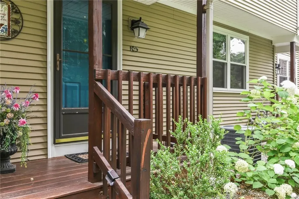 351 New London Avenue Warwick RI 02886