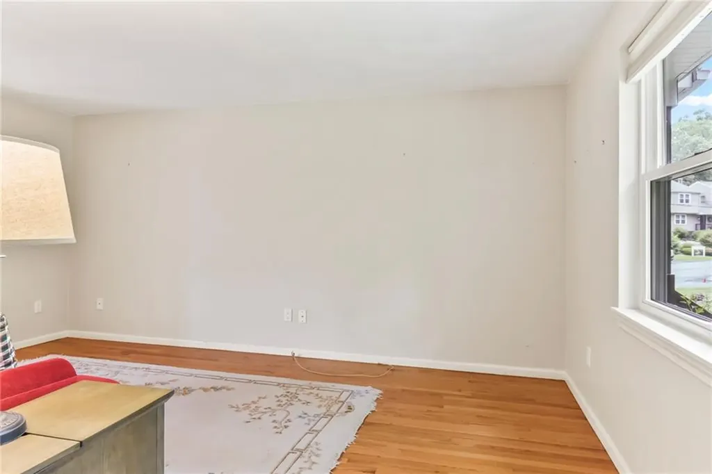 351 New London Avenue Warwick RI 02886