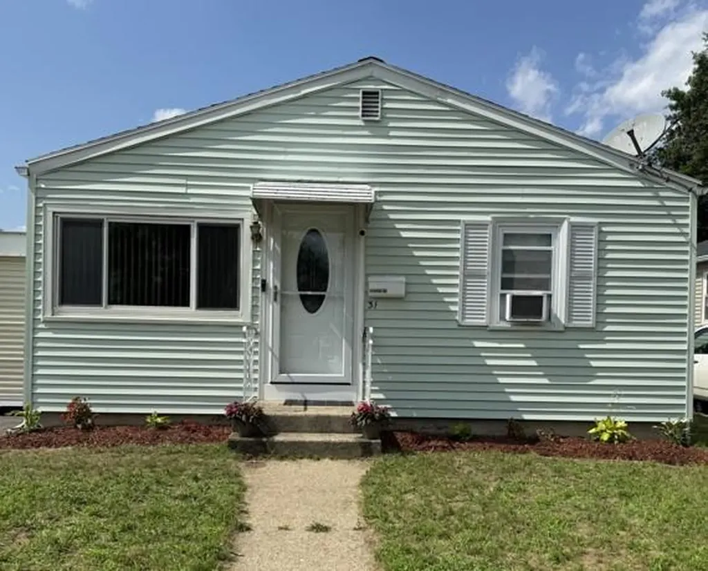 31 Funston Avenue Providence RI 02908
