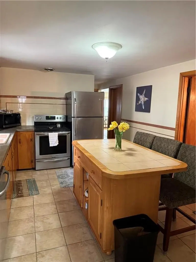 31 Funston Avenue Providence RI 02908