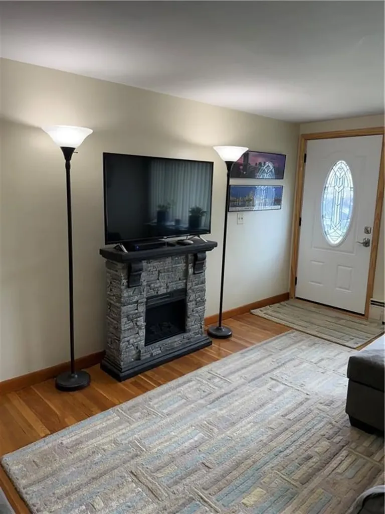 31 Funston Avenue Providence RI 02908
