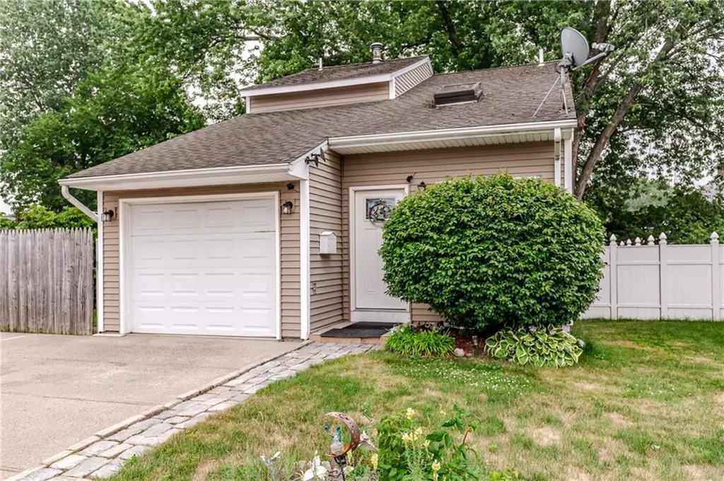28 Dante Avenue Johnston RI 02919
