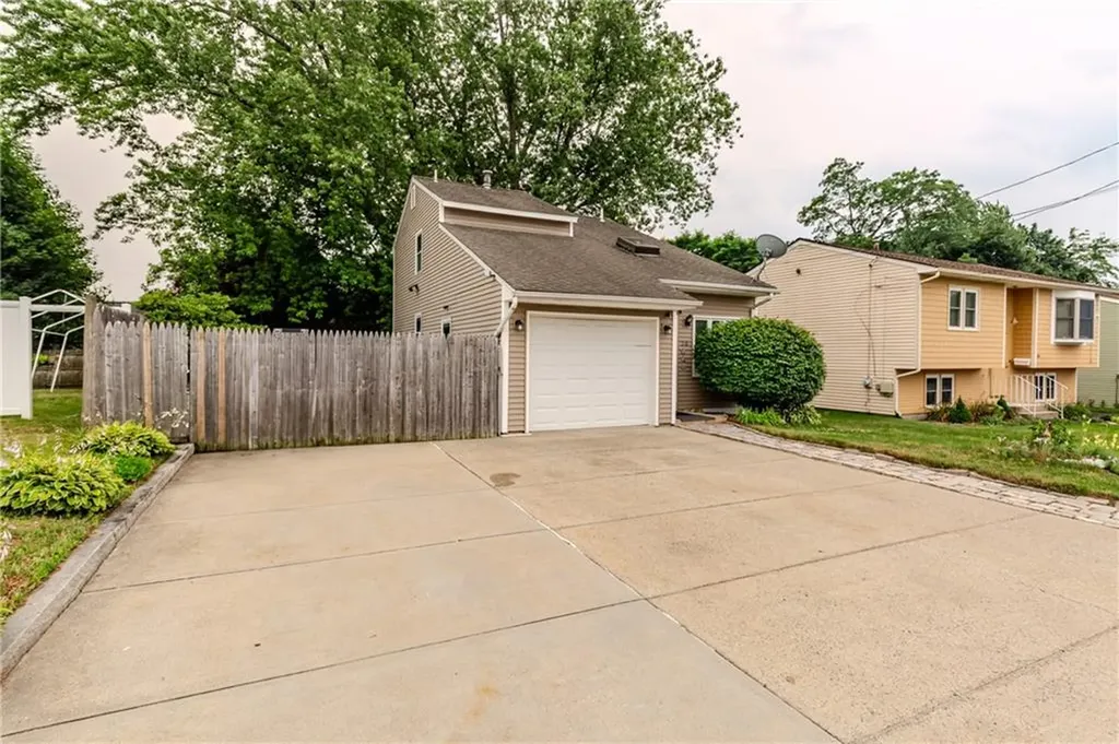 28 Dante Avenue Johnston RI 02919