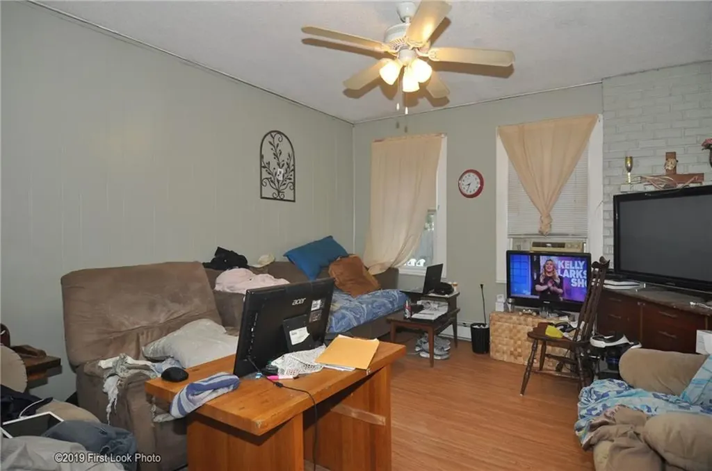 167 2nd Avenue Woonsocket RI 02895