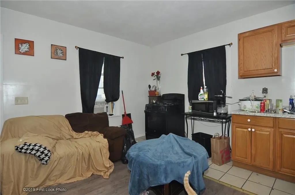 167 2nd Avenue Woonsocket RI 02895