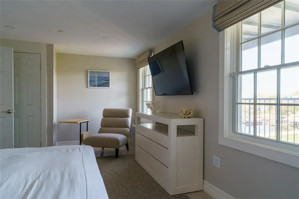 38 Bay Street Westerly RI 02891