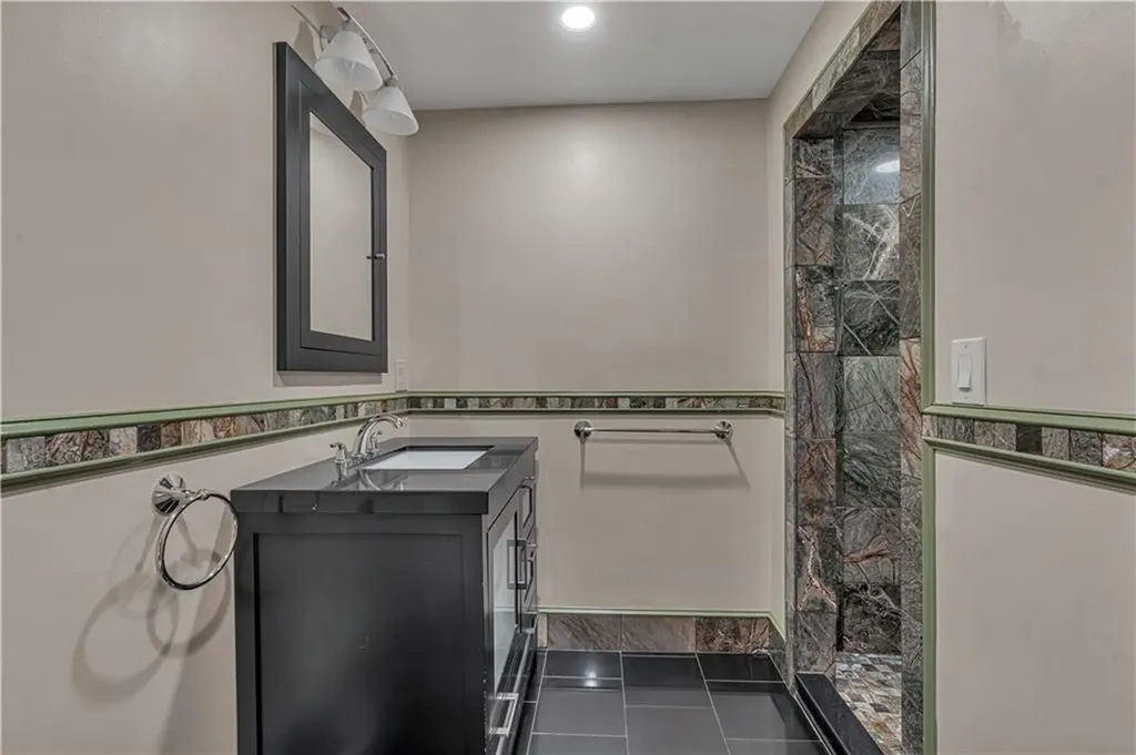 444 Woodward Road North Providence RI 02904