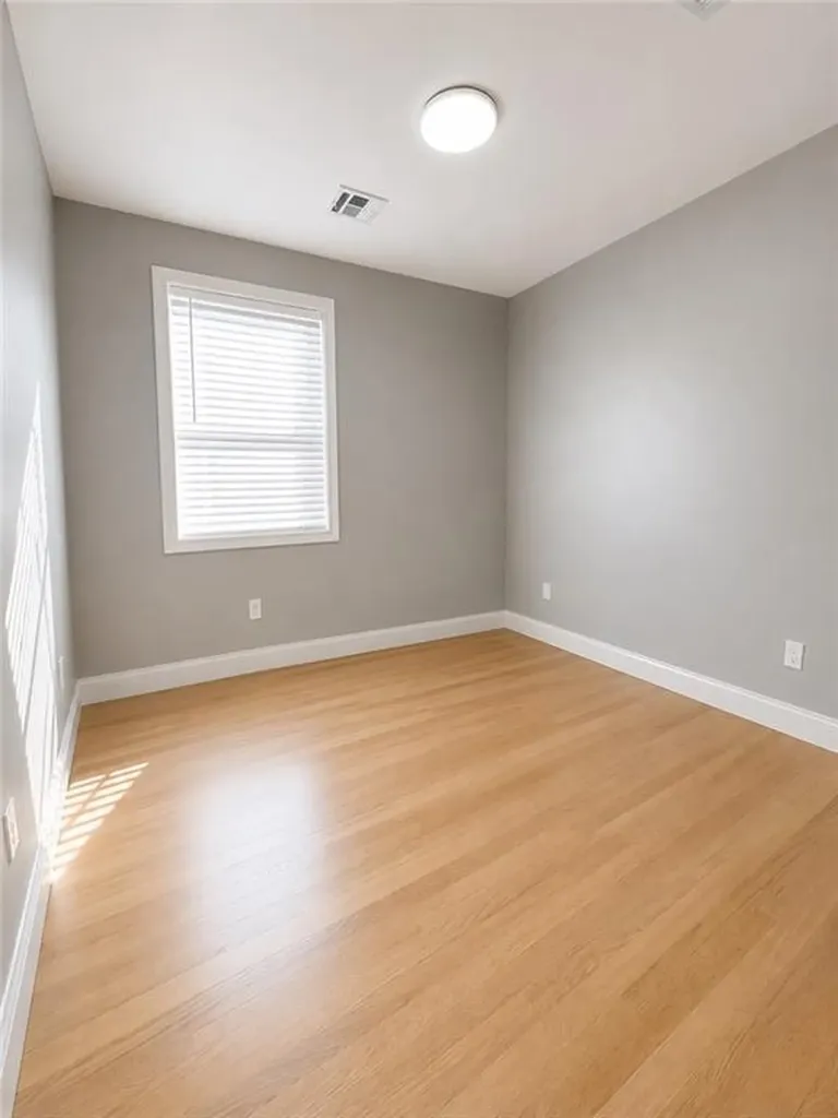 31 Vandewater Street Providence RI 02908