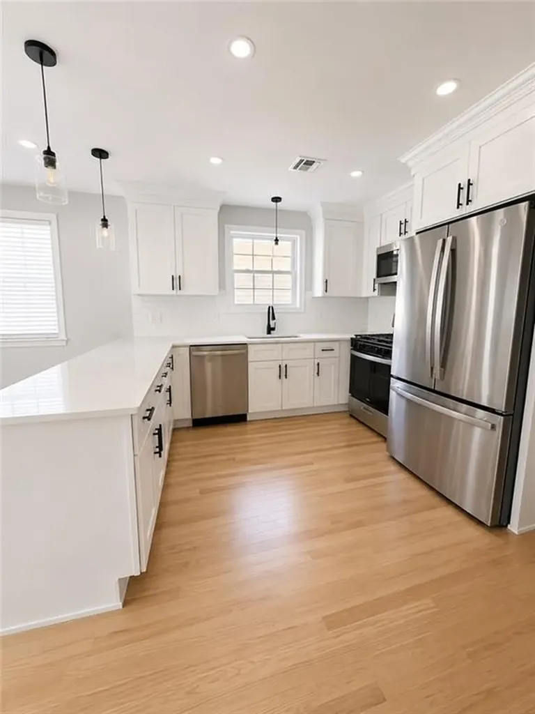 31 Vandewater Street Providence RI 02908
