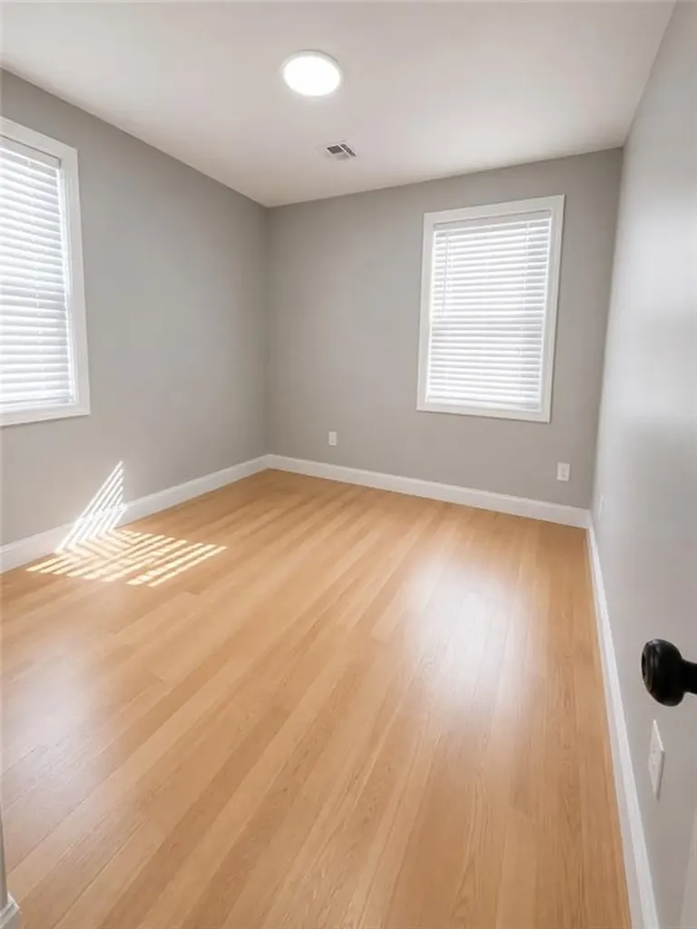 31 Vandewater Street Providence RI 02908