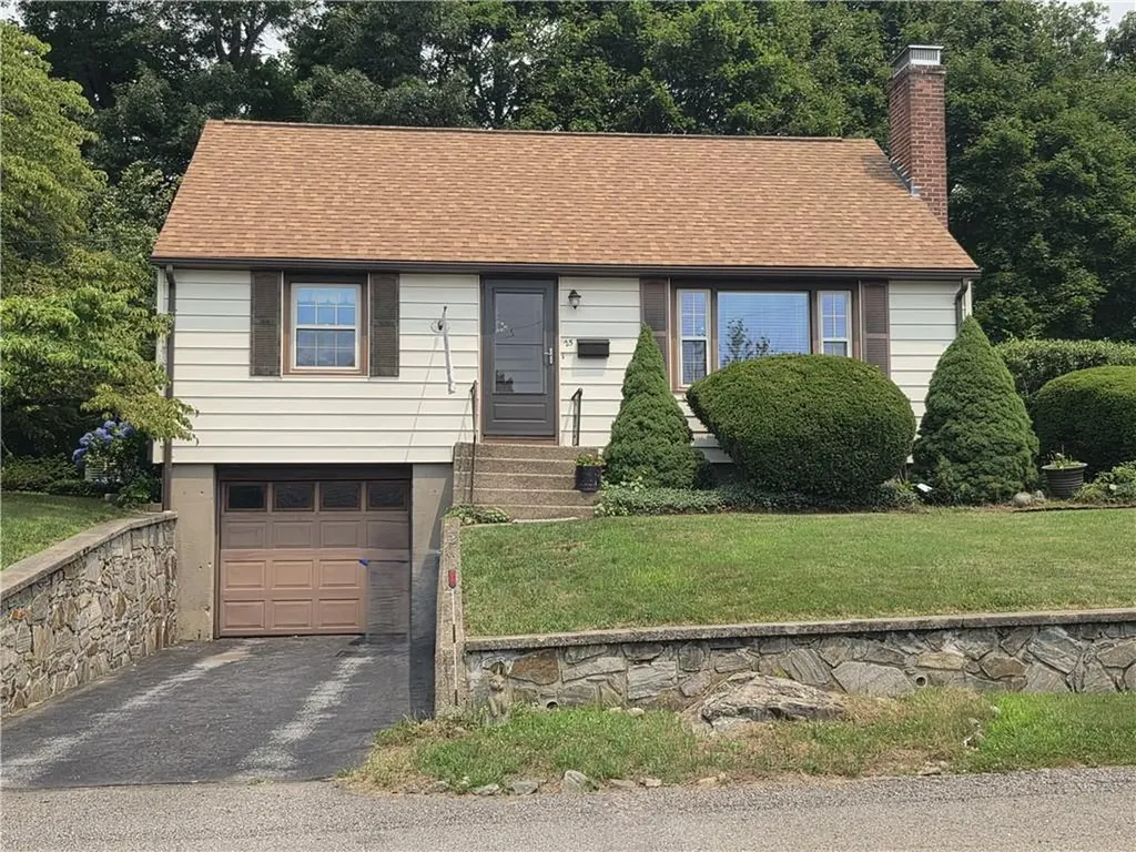 25 Linwood Street West Warwick RI 02893