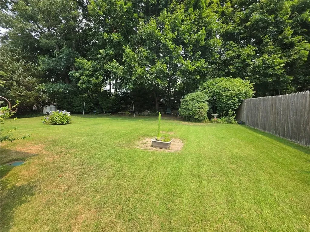 25 Linwood Street West Warwick RI 02893