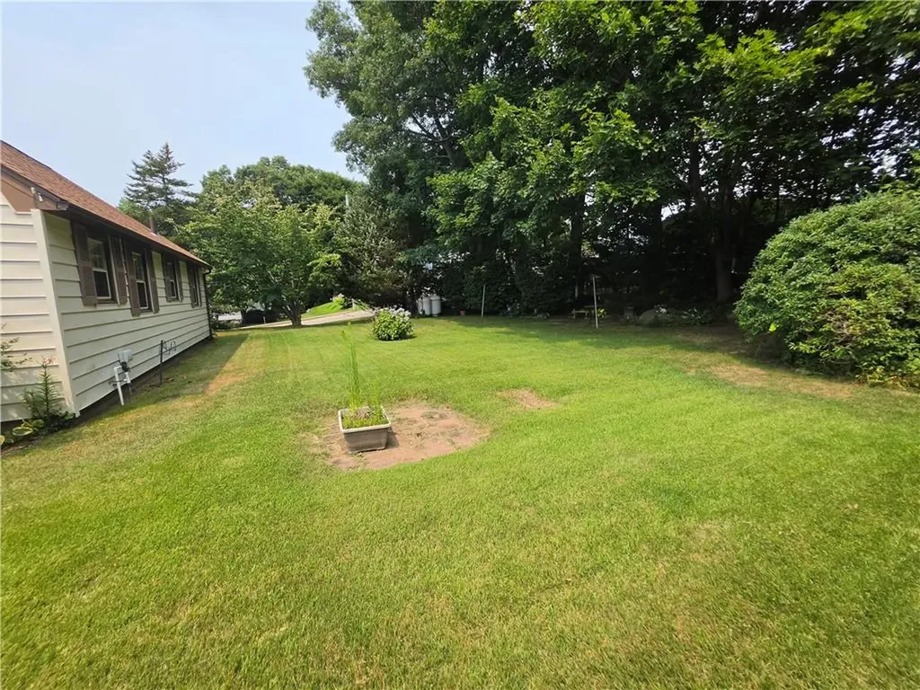 25 Linwood Street West Warwick RI 02893