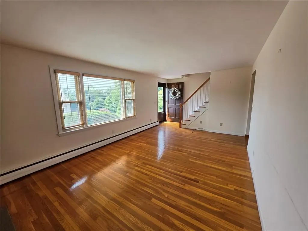 25 Linwood Street West Warwick RI 02893