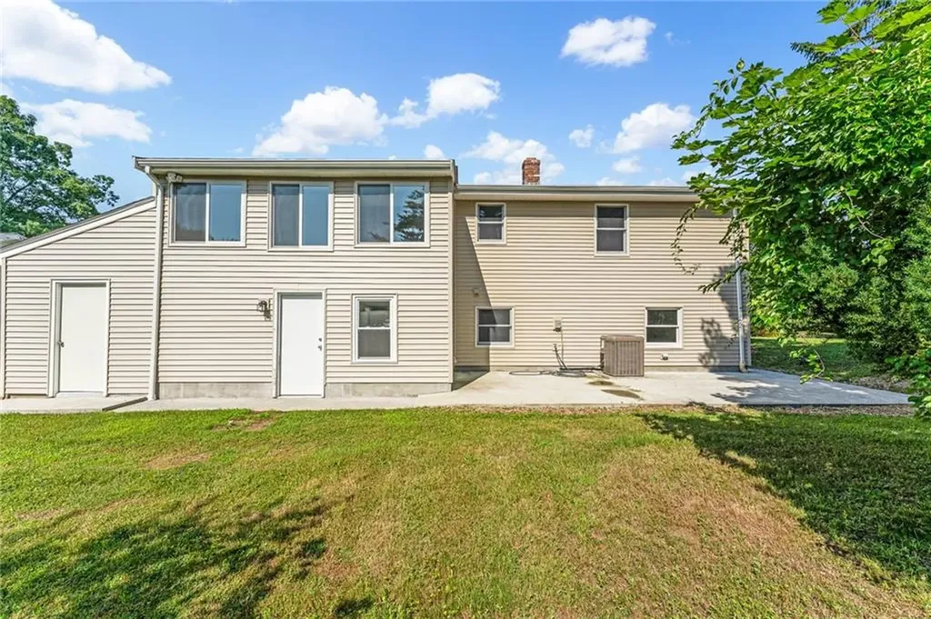 44 Atwells Avenue Johnston RI 02919