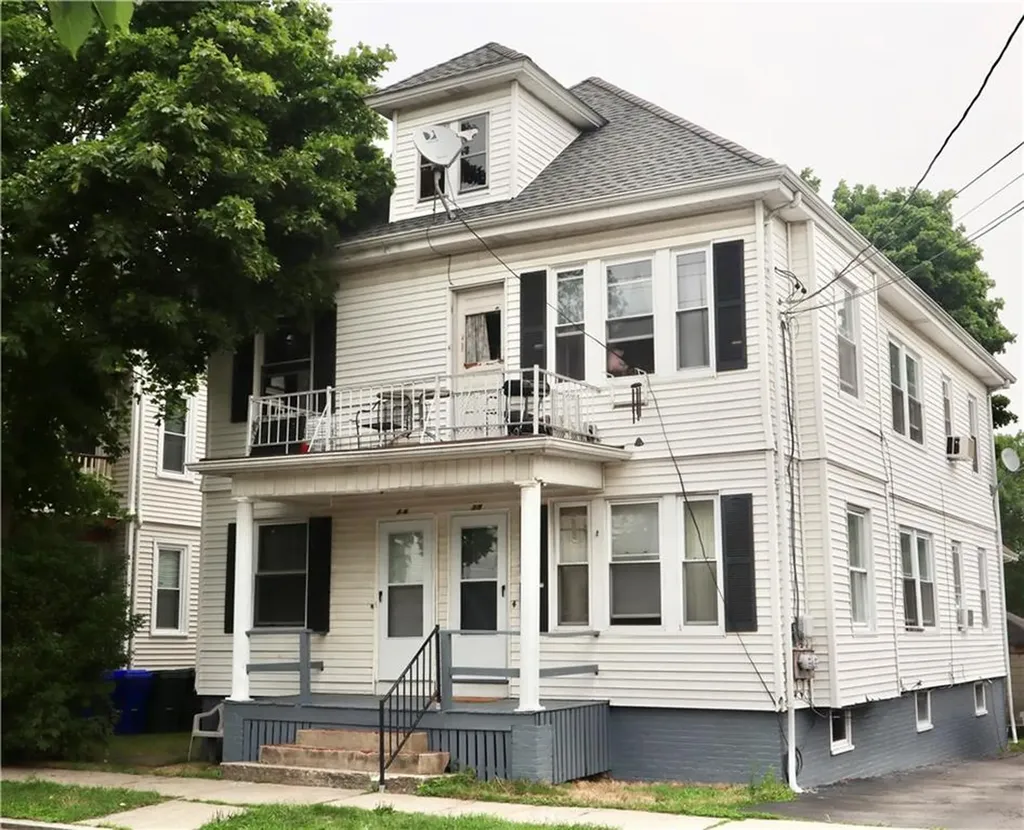 17 Tyndall Street Providence RI 02908