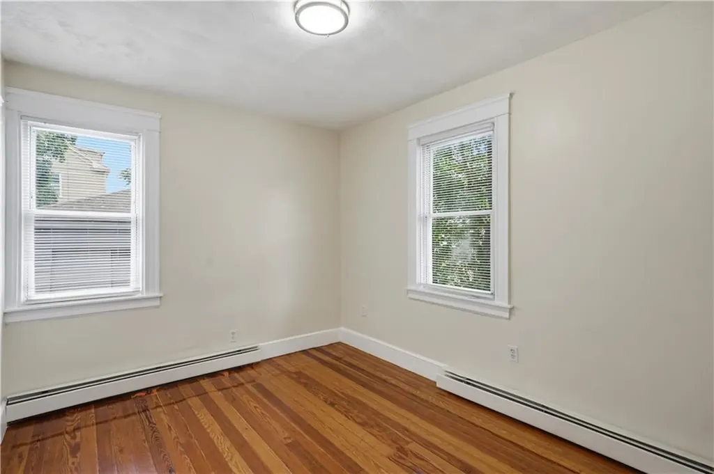 13 Suffolk Street Providence RI 02908