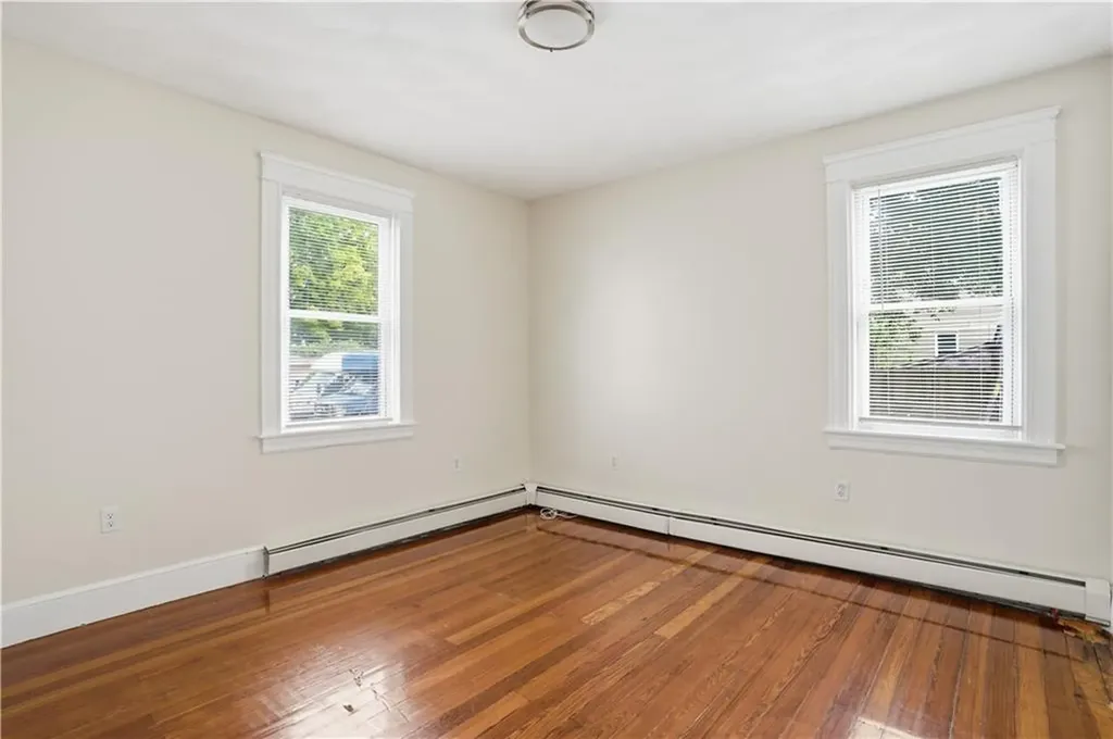 13 Suffolk Street Providence RI 02908