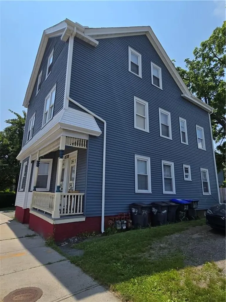 73 Beacon Avenue Providence RI 02903