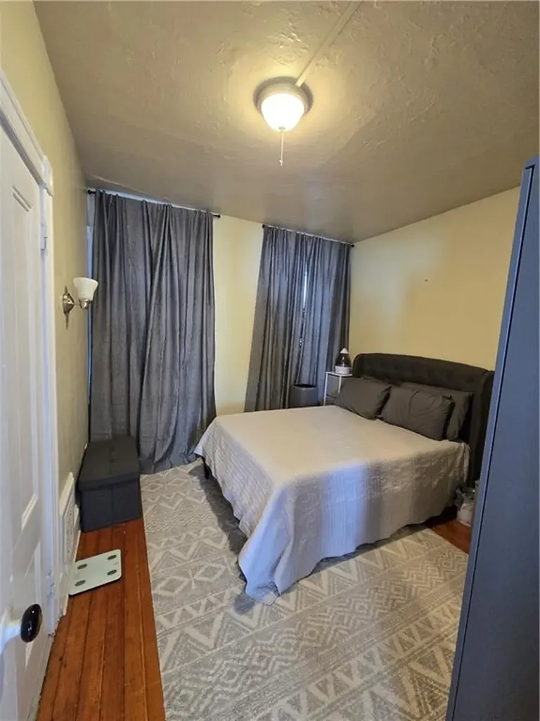 73 Beacon Avenue Providence RI 02903