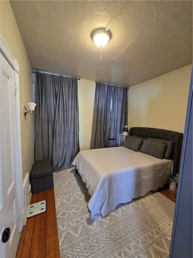73 Beacon Avenue Providence RI 02903