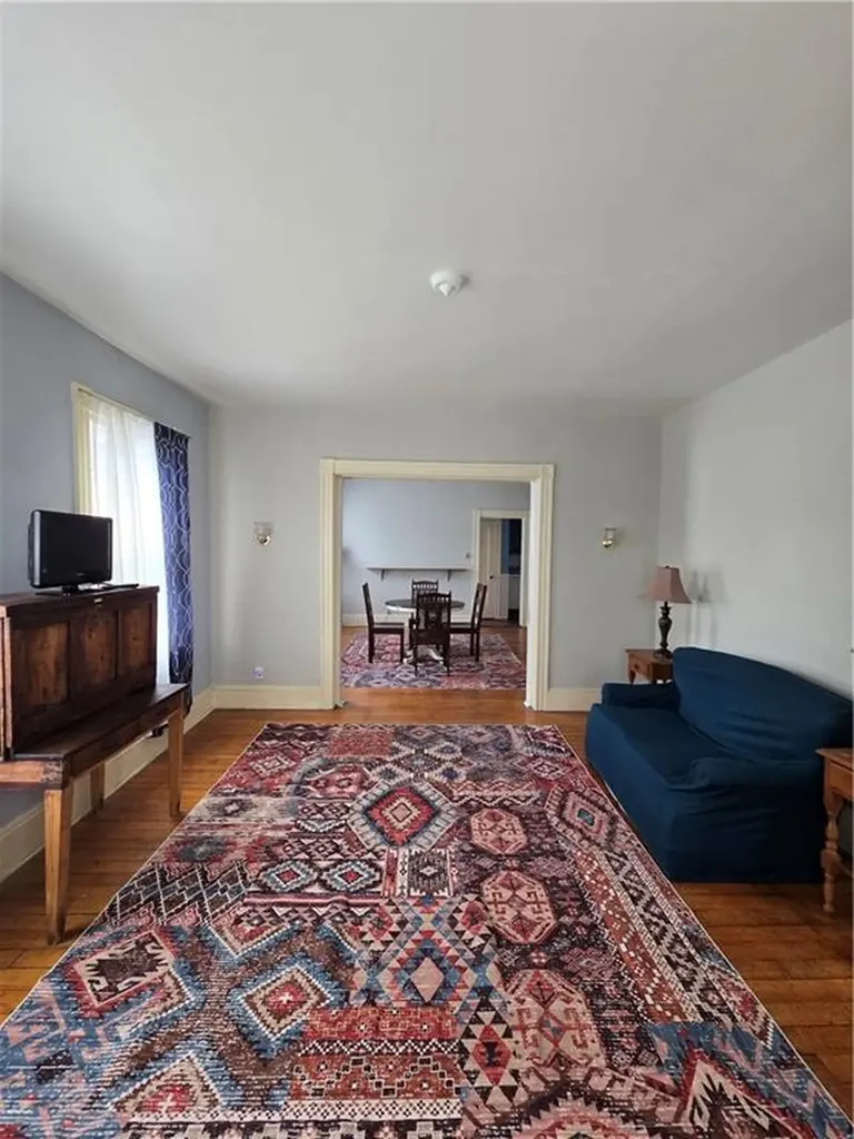 73 Beacon Avenue Providence RI 02903