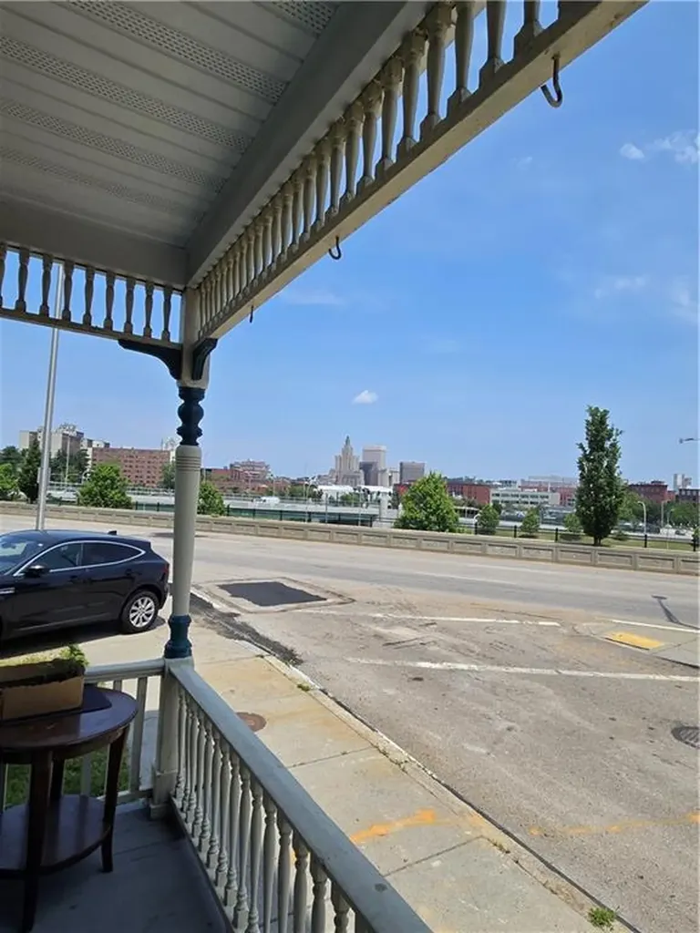 73 Beacon Avenue Providence RI 02903