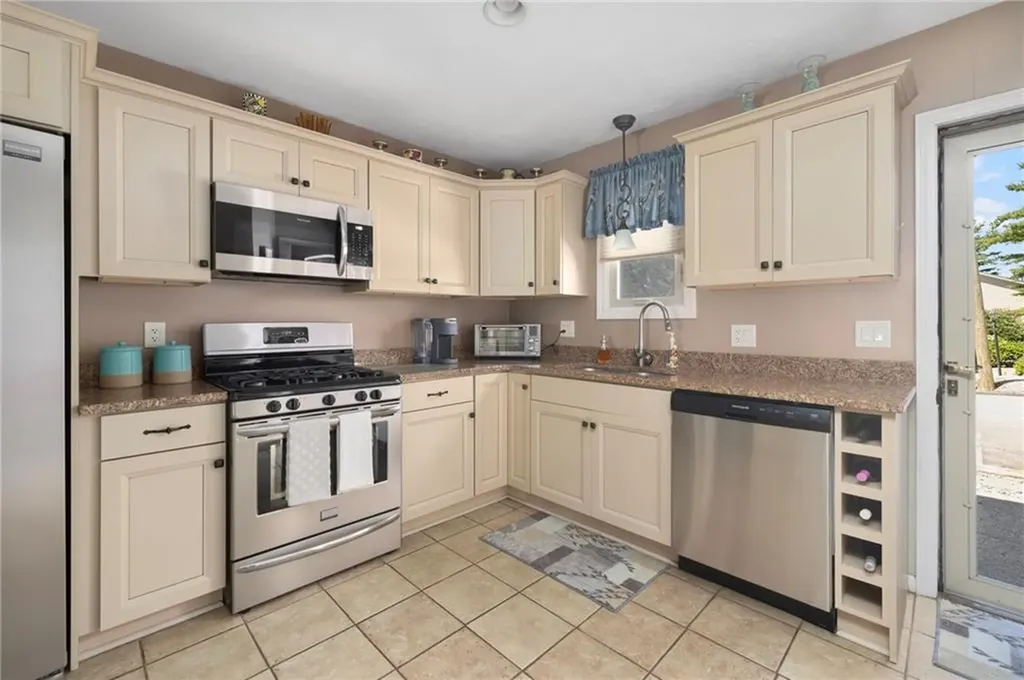 200 Cannon Street Cranston RI 02920