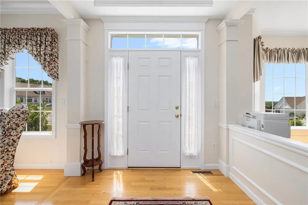 217 Rolling Hill Road Portsmouth RI 02871