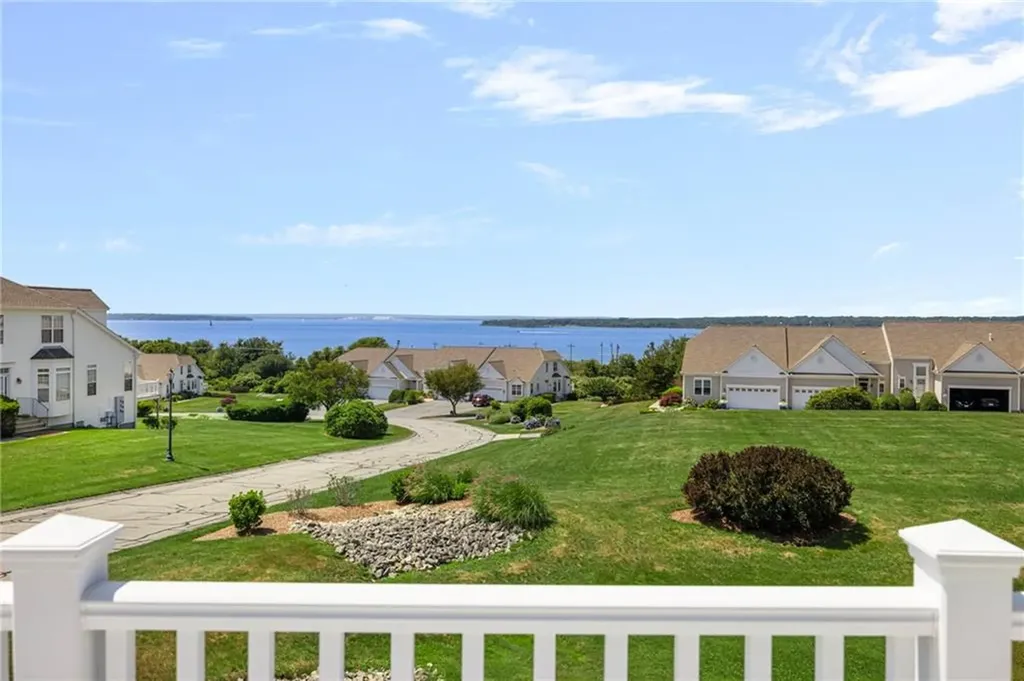 217 Rolling Hill Road Portsmouth RI 02871