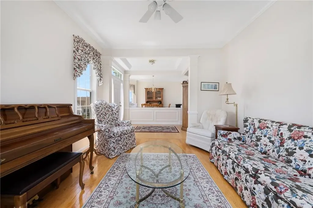 217 Rolling Hill Road Portsmouth RI 02871