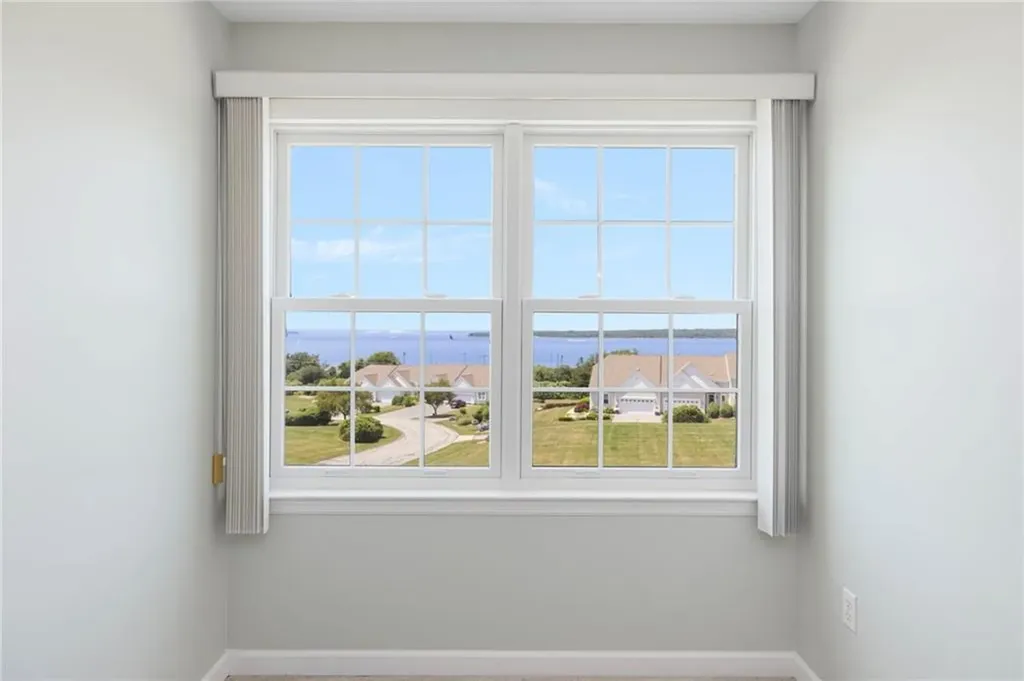 217 Rolling Hill Road Portsmouth RI 02871